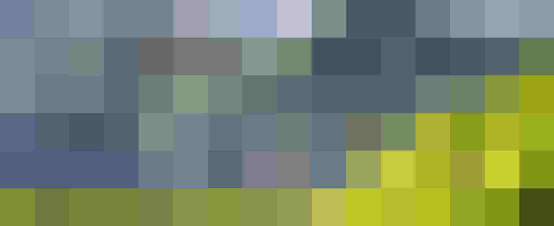 Gruppe von Wanderern in den Alpen bei Sonnenschein